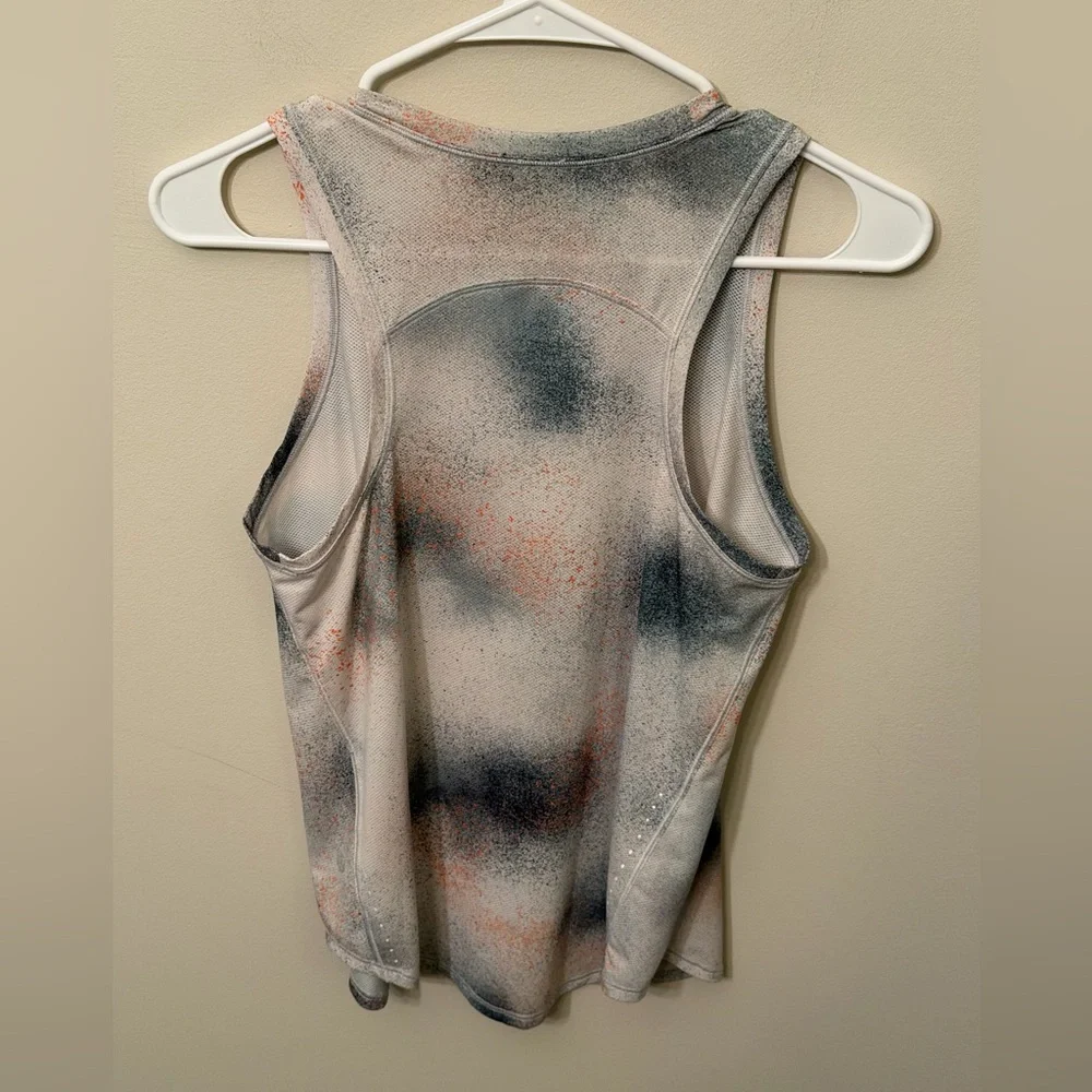 Lululemon High Neck Running And Training Tank - Picture 2 of 4